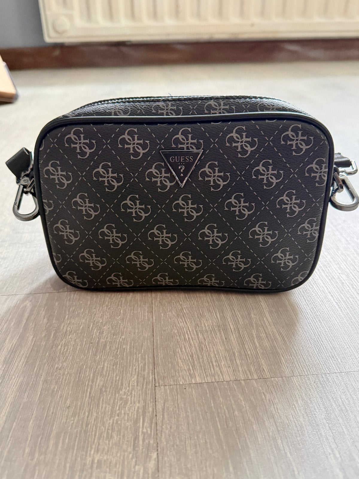 Sac bandoulière Guess, Handtassen en Accessoires, Ophalen of Verzenden, Zo goed als nieuw