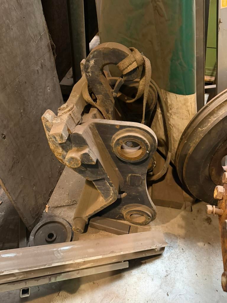 Cw 30 hydraulische snelwissel, Ophalen