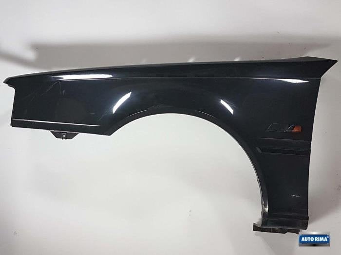 Scherm links-voor van een Volvo 4-Serie (228), Gebruikt, -, -, Ophalen of Verzenden