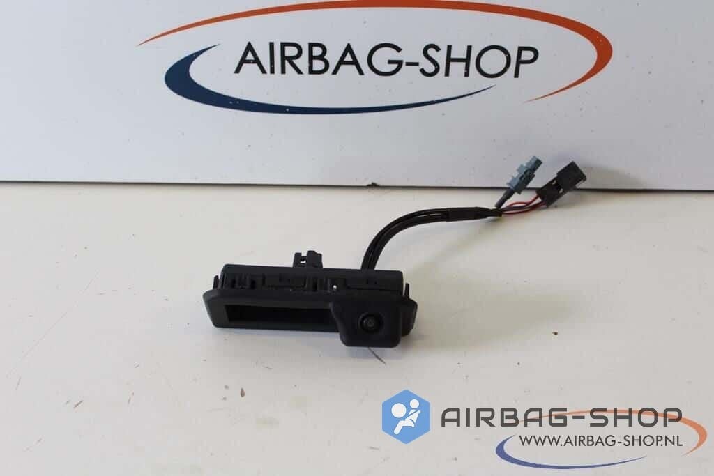 Audi Q2 Achteruitrijcamera origineel 81A827566A inc montage, Gebruikt, -, -, -