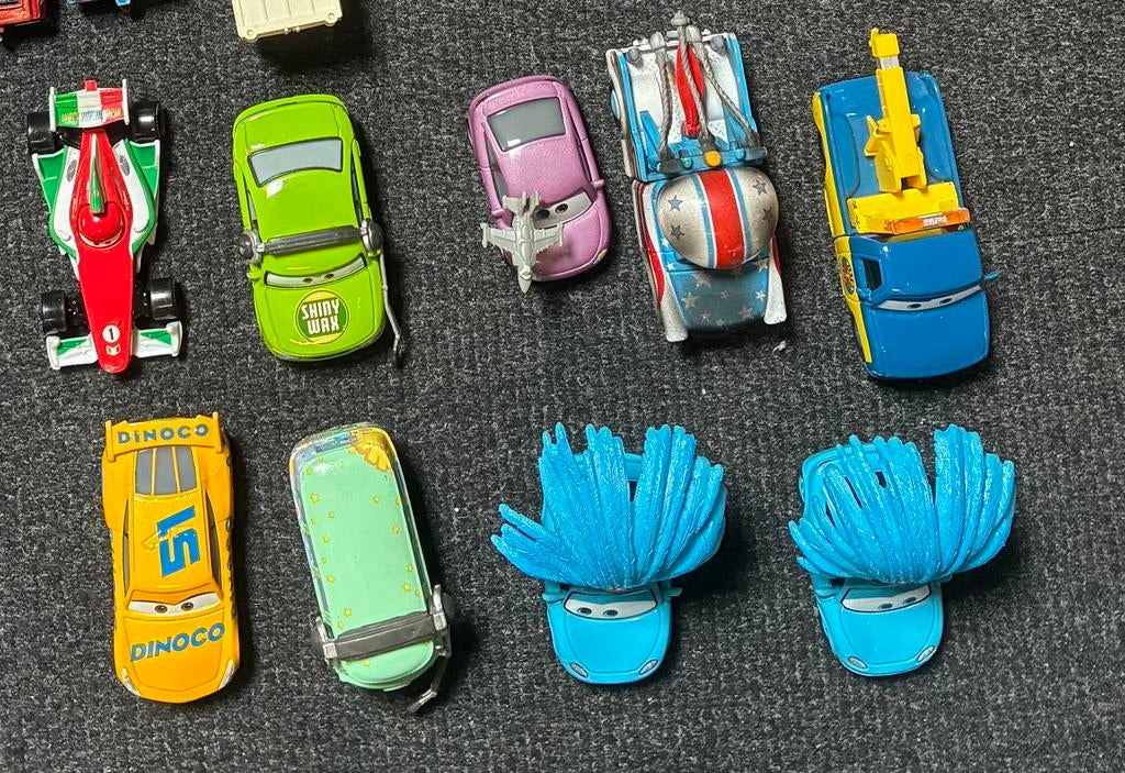 Modelauto’s van cars, 15€ voor de 9 stuks, Hobby & Loisirs créatifs, Voitures miniatures | 1:24, Enlèvement, Neuf, Voiture, Autres marques