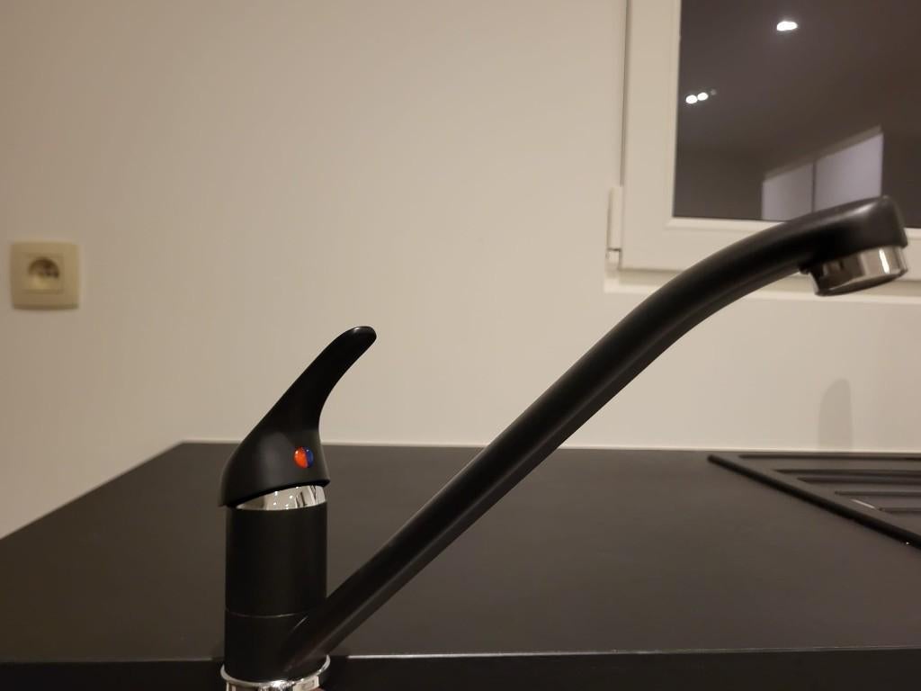 Blanco DARAS – Zwarte Keukenkraan (zo goed als nieuw), Minder dan 50 cm, Zwart, Ophalen of Verzenden, Zo goed als nieuw
