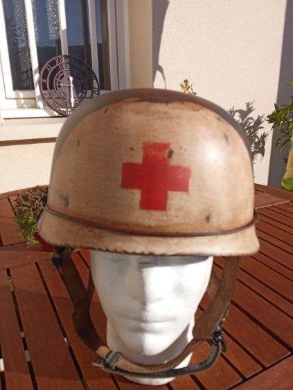 Casque parahutiste allemand WW2 - German helmet : MEDIC, Collections, Enlèvement ou Envoi