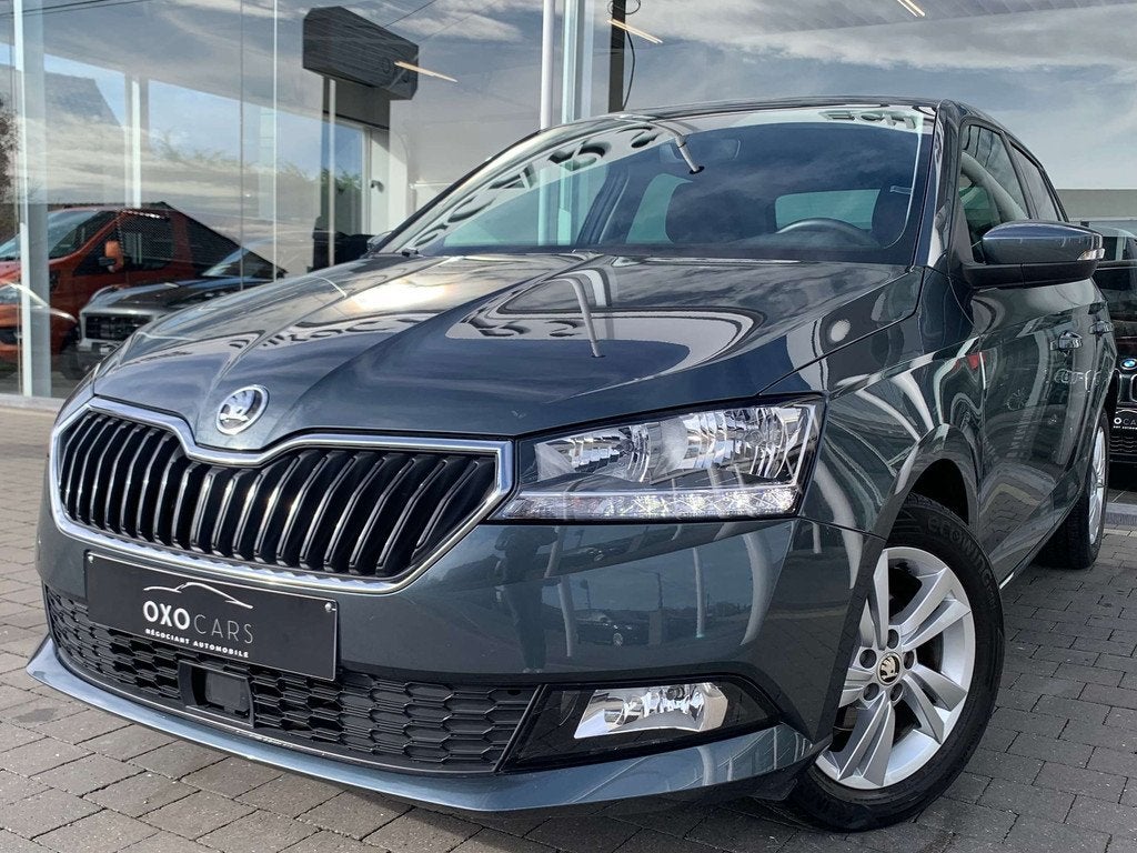 Skoda Fabia 1.0i / Airco / CarPlay / Cruise / PDC / LED / FA, Auto's, Skoda, Voorwielaandrijving, Stof, Gebruikt, Euro 6