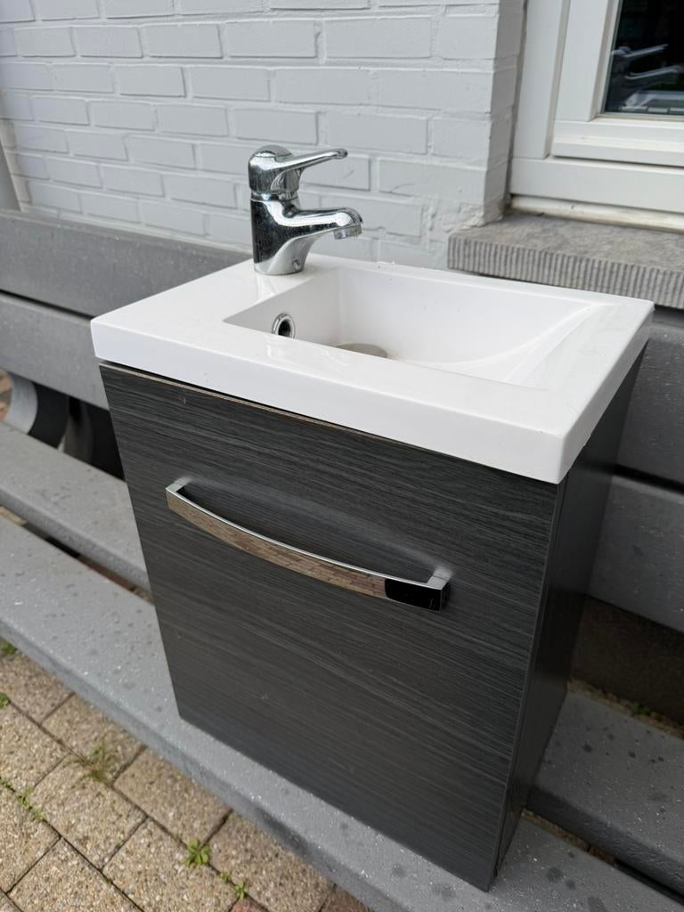 Wasbak met kast, Enlèvement, Utilisé