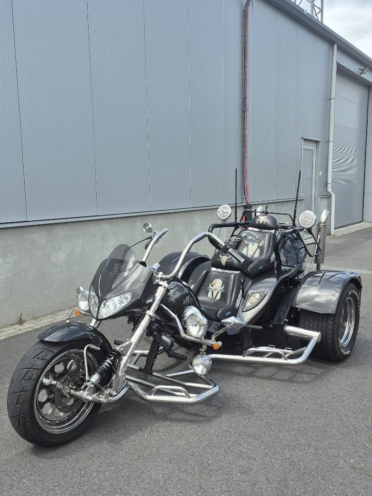 TRIKE MERK BOOM, Motoren, 4 cilinders, Meer dan 35 kW, 1584 cc