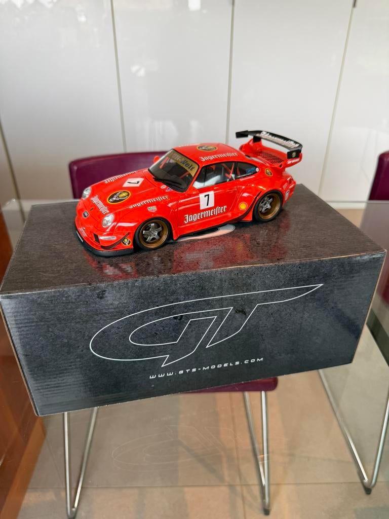 Porsche 911 993 JAGERMEISTER RWBWELT 1:18 in beperkte oplage, Ophalen of Verzenden, Zo goed als nieuw, Auto, Overige merken