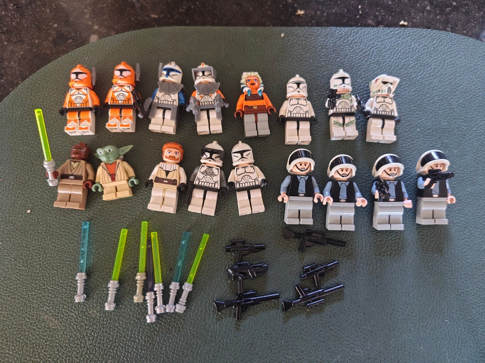 lot  van 27 Lego star wars figuren, Enlèvement ou Envoi