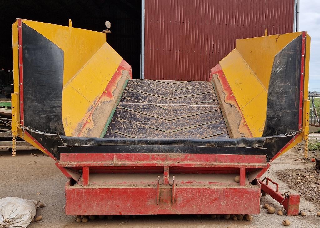 Apparatuur voor het bewaren van aardappelen, Ophalen