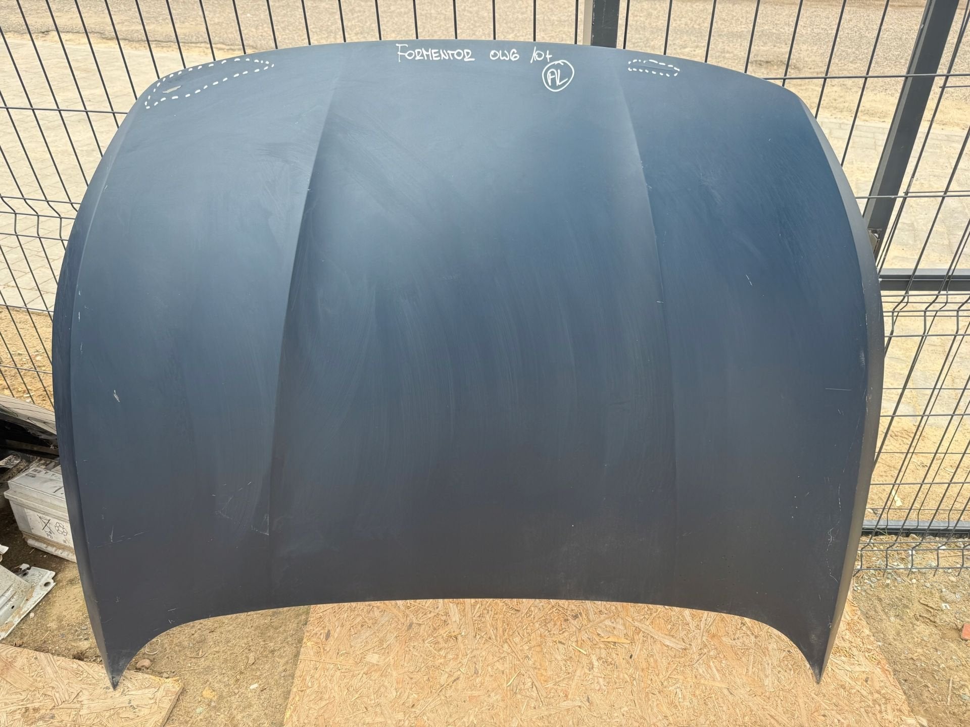 Capot moteur Cupra Formentor, Autos : Pièces & Accessoires, Autovia A-2, Km 585 585
08760  Martorell, ES, SEAT S.A., Utilisé, Customercare@seat.es