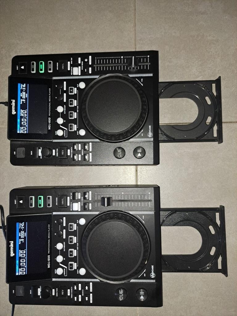 2 cdj spelers Gimini, Ophalen