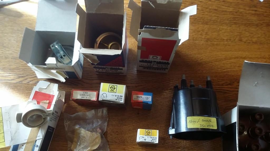 OPEL ISUZU PIECES DETACHEES DIVERSES., Enlèvement, Opel