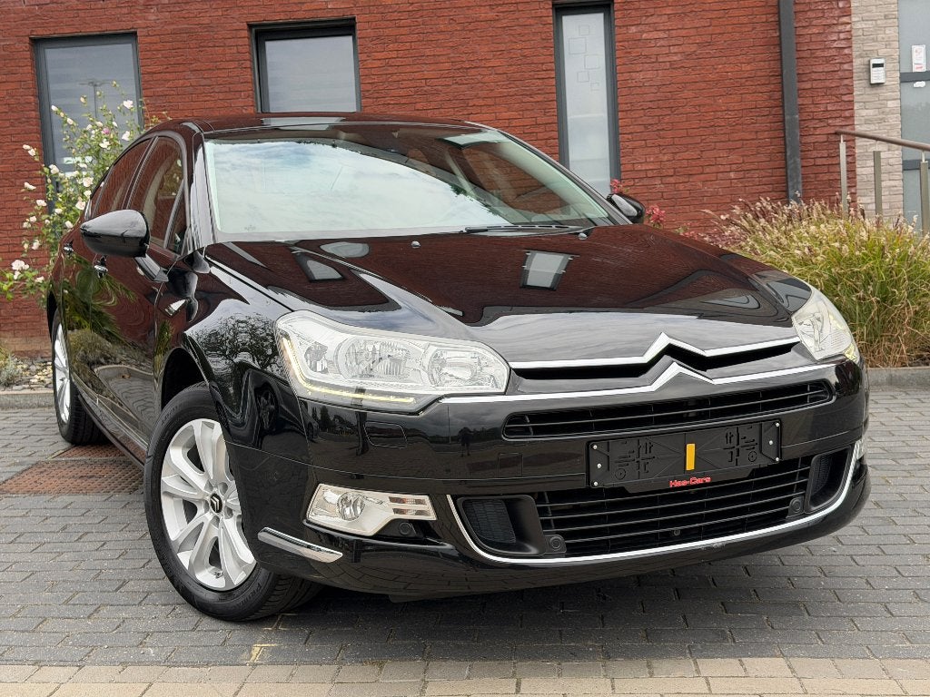 (93.934Km) Citroen C5 Exclusive ( Boite Auto ) 2.0HDi 136Ch, 100 kW, Euro 5, 4 portes, Entreprise