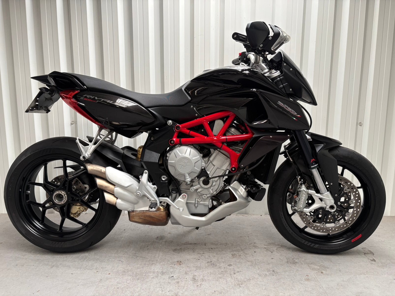 MV AGUSTA RIVALE 800 PERFECTE STAAT *** garantie ***, Motoren, Bedrijf