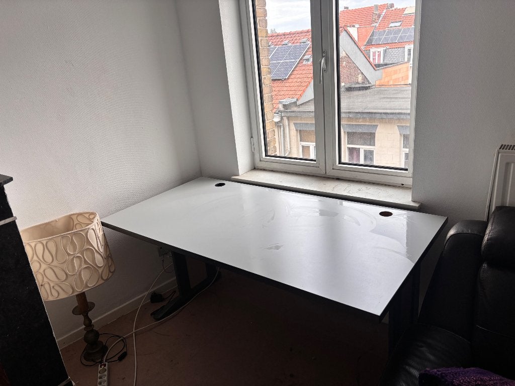 Grand bureau blanc et noir, Maison & Meubles, Bureaux, Utilisé, Moderne, Secrétaire, Enlèvement
