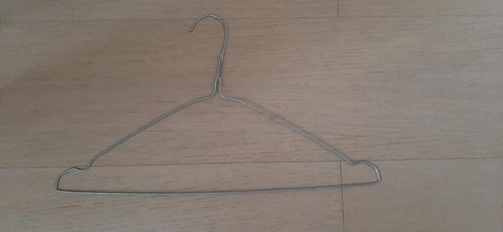 GRATIS kledinghangers, Kleding | Dames, Kledinghangers, Ophalen