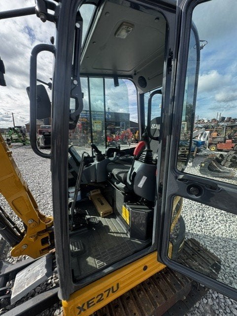 Mini pelle 2.8 Tonnes XCMG XE27 U, Articles professionnels, Enlèvement, Excavatrice