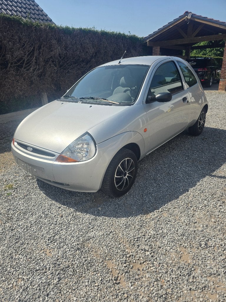 Ford Ka eerste eigenaar, Auto's, Ford, Voorwielaandrijving, 1299 cc, Stof, 50 kW