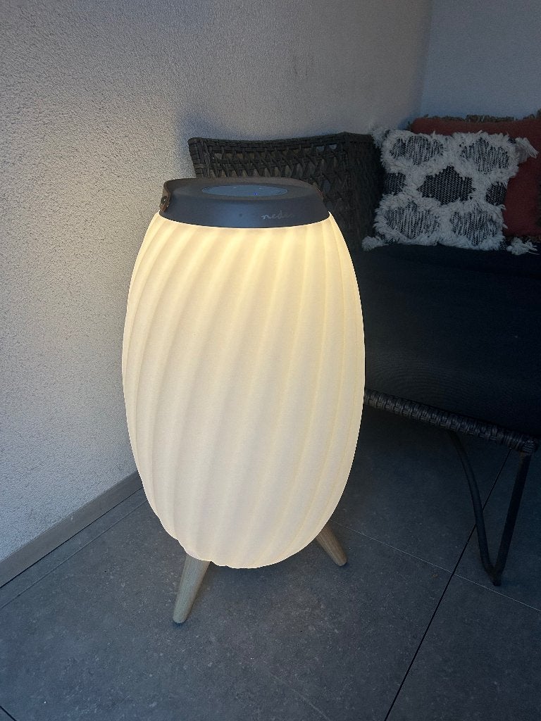 Draadloze bluetooth speaker lamp (multicolor), Audio, Tv en Foto, Luidsprekerboxen, Overige typen, Zo goed als nieuw, Minder dan 60 watt