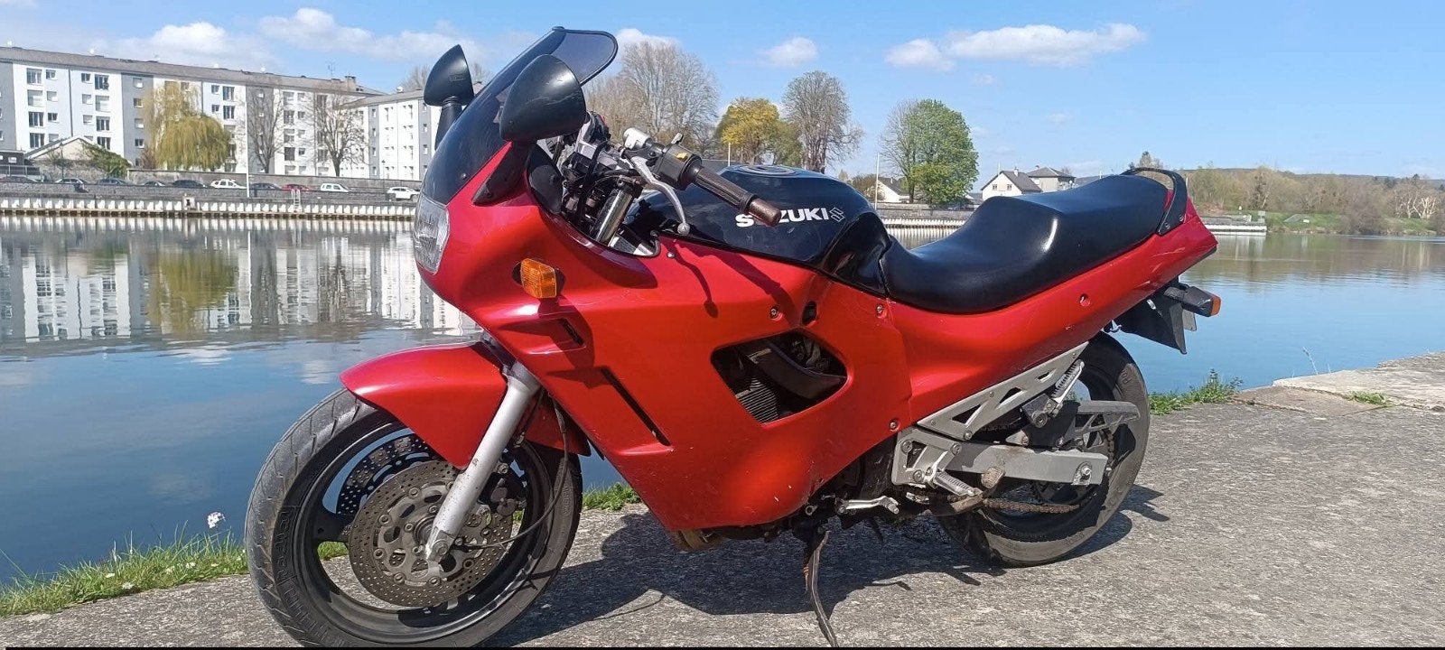 échange contre 450, Motos, 750 cm³, Occasion, Plus de 35 kW, Échappement sport