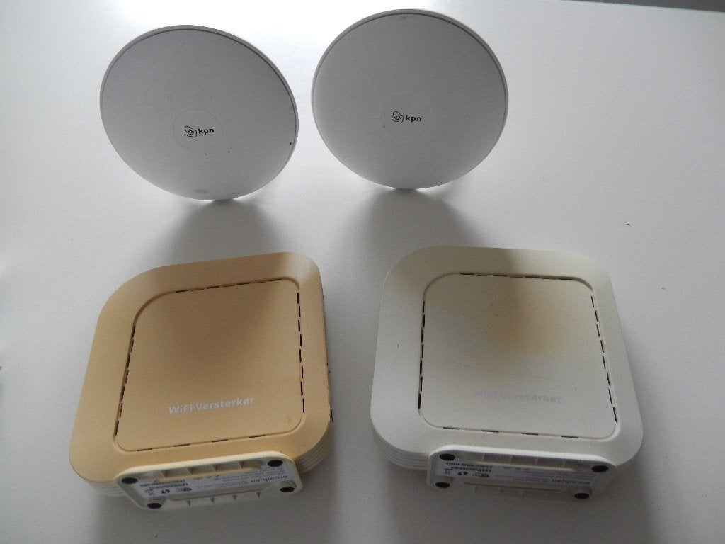 4 wifi versterkers (2 hebben een sopje nodig), Computers en Software, WiFi-versterkers, Ophalen of Verzenden, Gebruikt