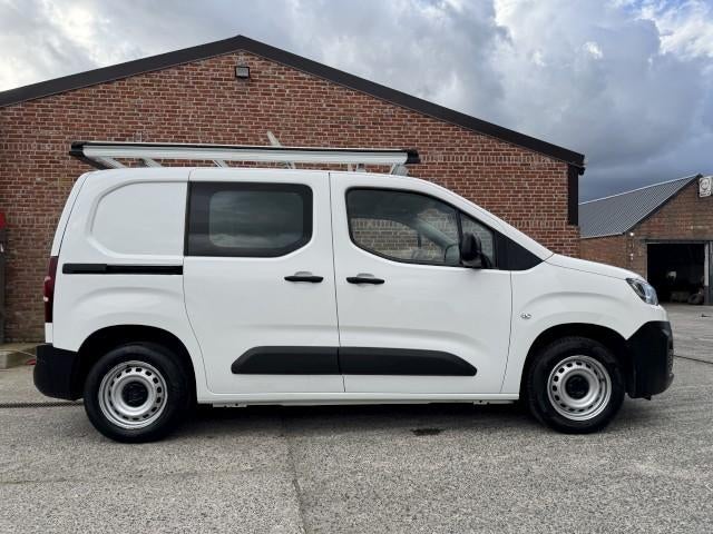 Citroën Berlingo « » essence/attelage /80000km/2022, Electronic Stability Program (ESP), Achat, Euro 6, Entreprise