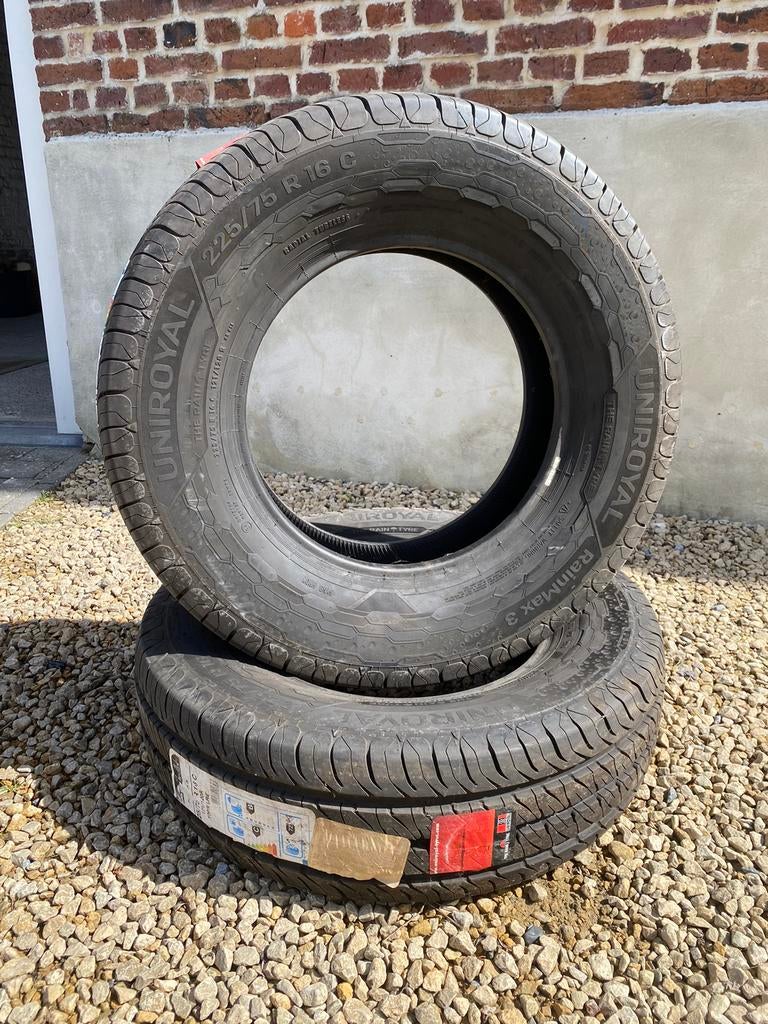Uniroyal rain max 3 225/75r16 c, Autos : Pièces & Accessoires, Pneus & Jantes, 16 pouces, Pneu(s), Enlèvement, 225 mm