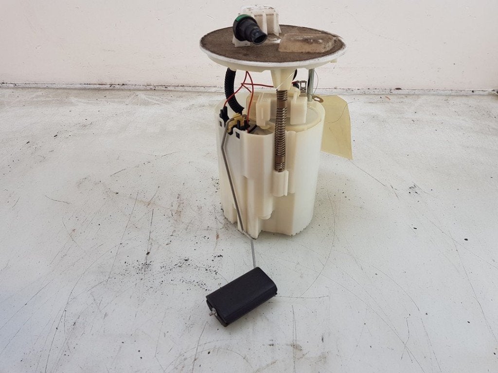 POMPE CARBURANT ELECTRIQUE Twingo III (AH) (|172024944R|), Robert Bosch AG, Renault, Utilisé, Robert-Bosch-Allee 1
74232  Abstatt, DE