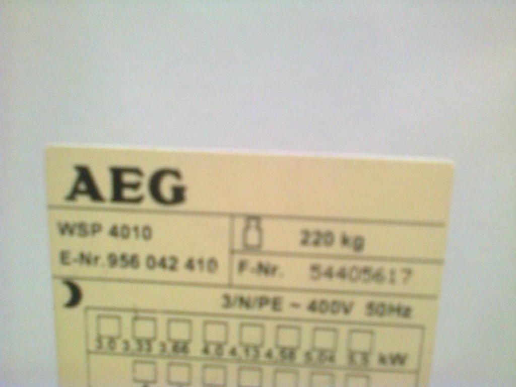 AEG RÉPARE LES ACCUMULATEURS, Bricolage & Construction, Chauffage & Radiateurs, Comme neuf, Poêle, 800 watts ou plus, 30 à 80 cm