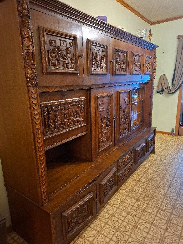 Grote antieke kast, Ophalen