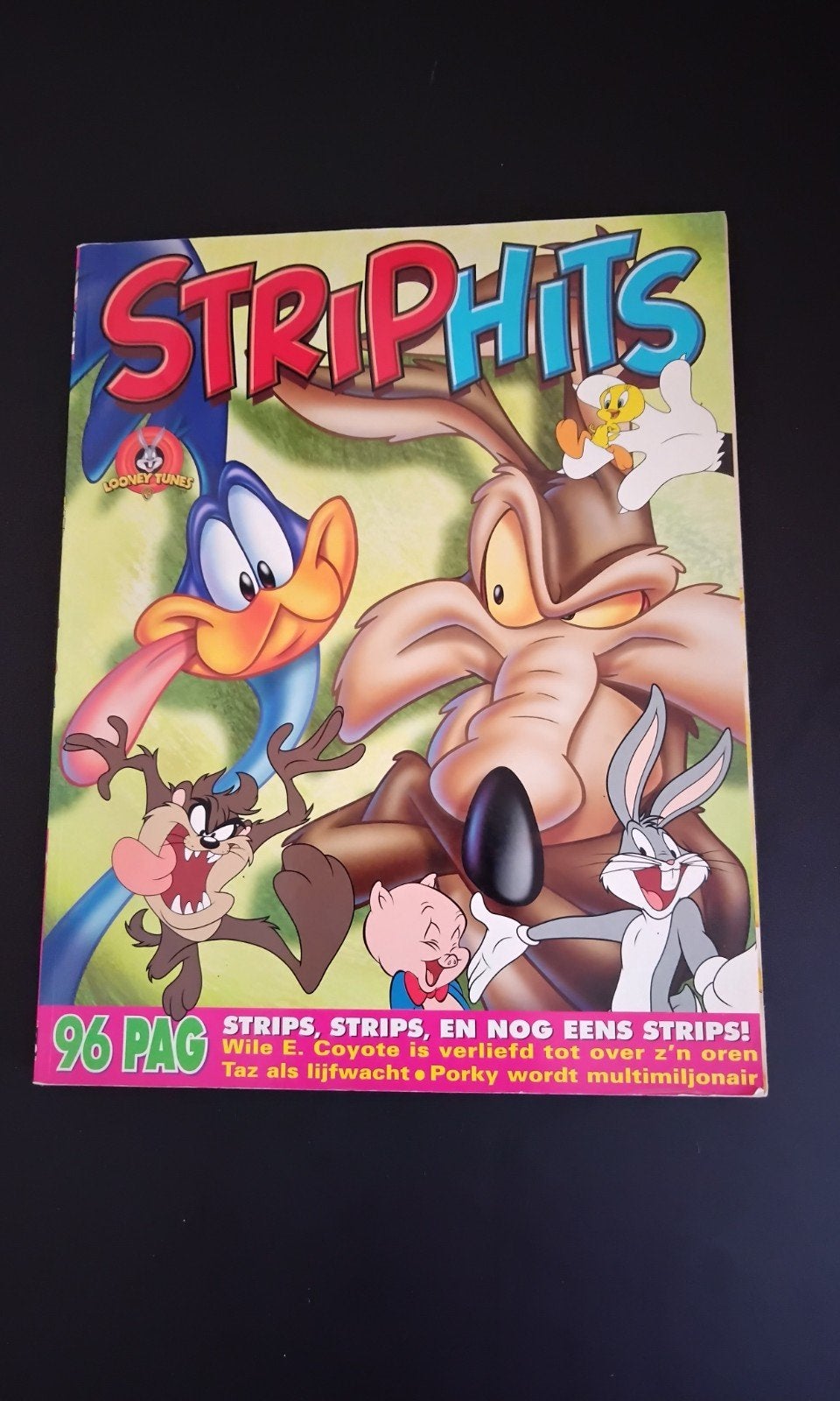 Stripboek: Striphits Looney Tunes - 96 pag., Ophalen of Verzenden, Gelezen