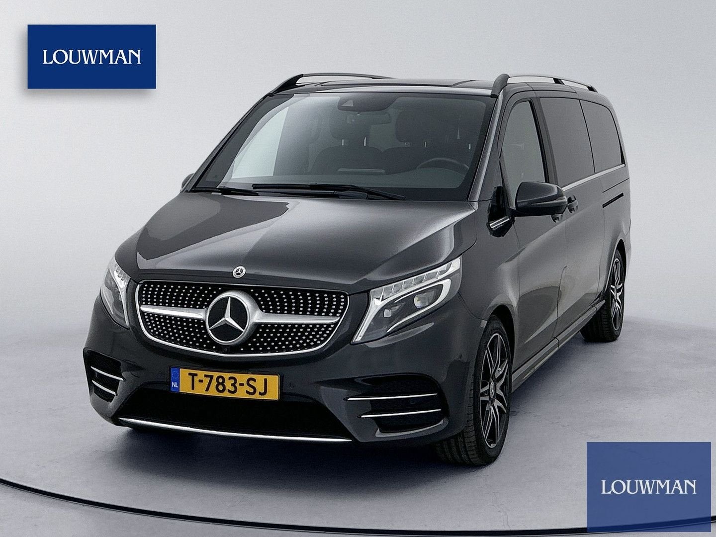 Mercedes-Benz V 300 300d Extra Lang Avantgarde Edition AMG-L, Auto's, Automaat, Monovolume, Zwart, Elektrische ramen