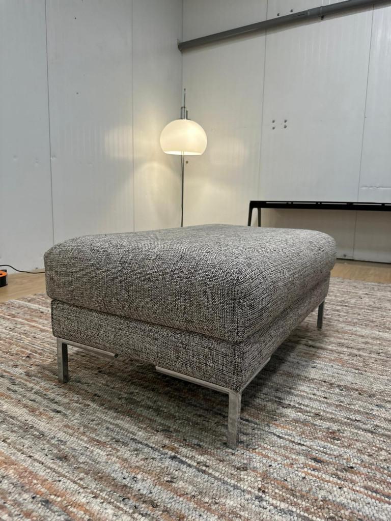 Nieuwstaat Design on Stock Aikon Lounge Hocker, Design Voetenbanken en Poefen Design on Stock, 50 tot 75 cm, Ophalen of Verzenden