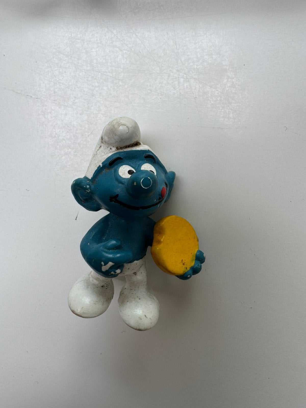 Vintage Peyo Bully Smurf With Biscuit Cookie, Ophalen of Verzenden, Gebruikt, Overige Smurfen, Poppetje, Figuurtje of Knuffel