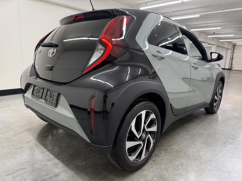 Toyota Aygo Pulse + Automaat, Automaat, 72 pk, 5 deurs, https://public.car-pass.be/vhr/87e50318-2b7c-429d-b9f0-cbed94a90883