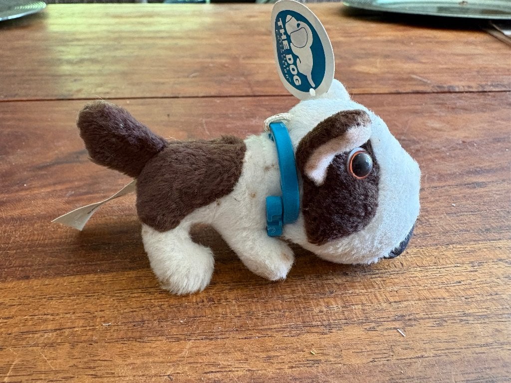 Chien en peluche de la collection « THE DOG Artist », Enlèvement ou Envoi, Neuf, Avec étiquette