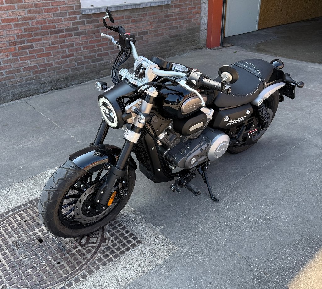Benda Avenger / 2Cilinder 125CC / 500Km / Nieuwstaat, 2 cilinders, LED Verlichting, Occasion, Chopper