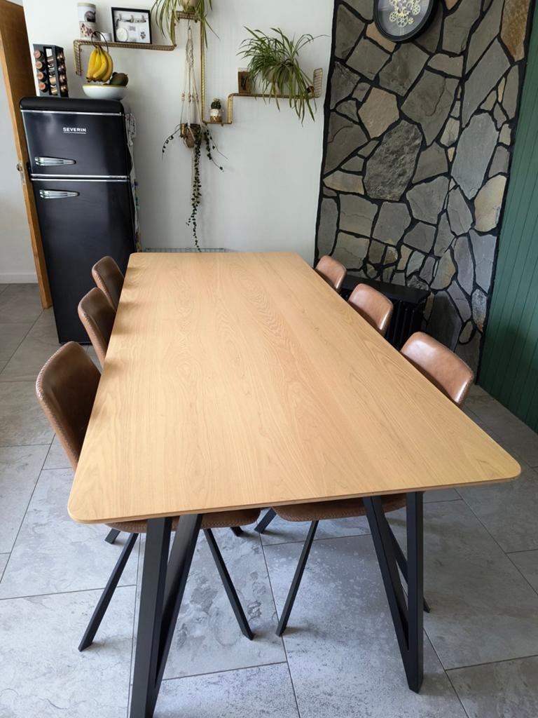 Tafel Juntoo (stoelen gratis) afhalen eind juni., Enlèvement
