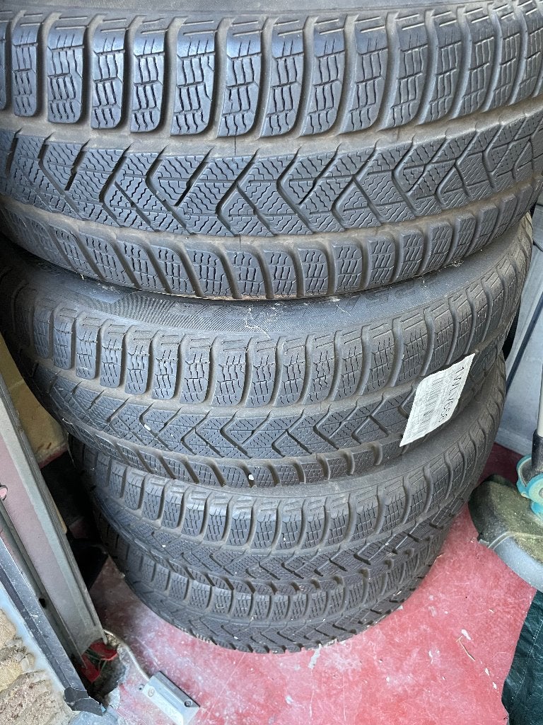 225/55 R18 98h winterbanden, Auto-onderdelen, Banden en Velgen, Ophalen, 18 inch, Gebruikt, Winterbanden