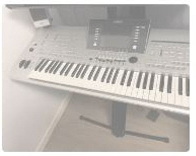 Tyros 4 - spiderstand - originele speakers - flash 1024, Muziek en Instrumenten, Ophalen, Yamaha, Aanslaggevoelig, 61 toetsen