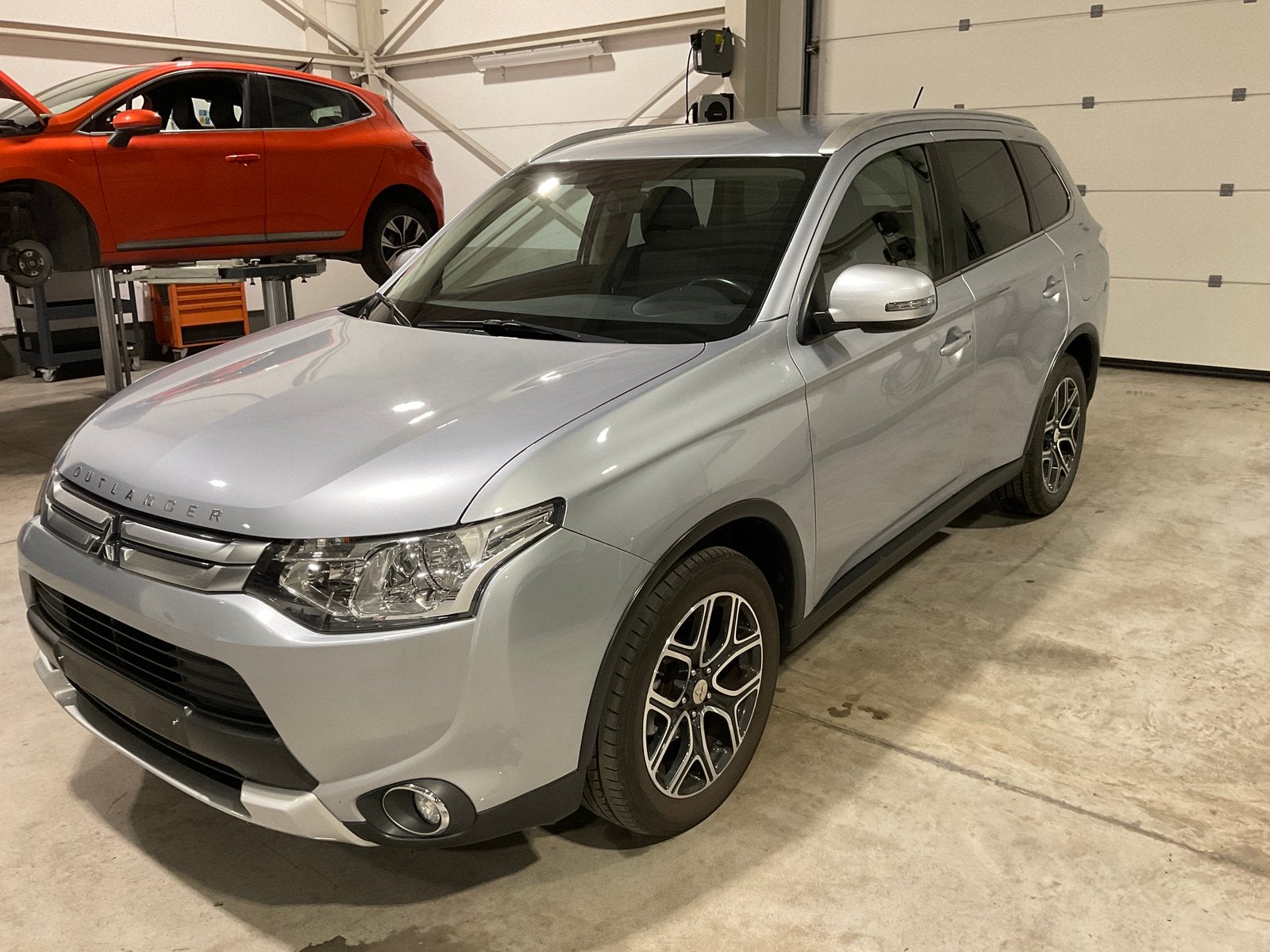 Mitsubishi Outlander in heel mooi staat, Autos, Cuir, Achat, 110 kW, 7 places