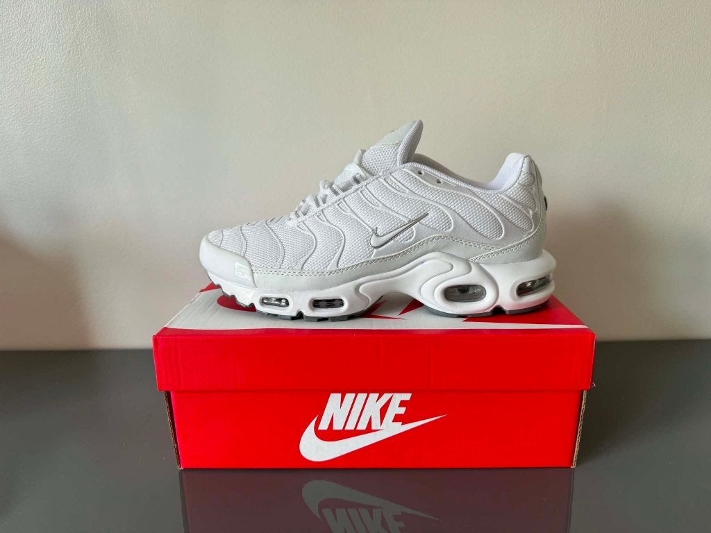 tn blanche, Neuf, Enlèvement ou Envoi, Nike, Blanc