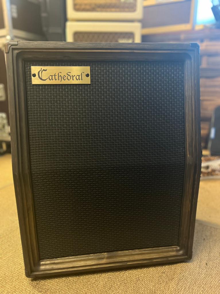Cathedral cabinet - 200 Watt, Muziek en Instrumenten, Versterkers | Bas en Gitaar, Ophalen, Zo goed als nieuw, Gitaar, 100 watt of meer