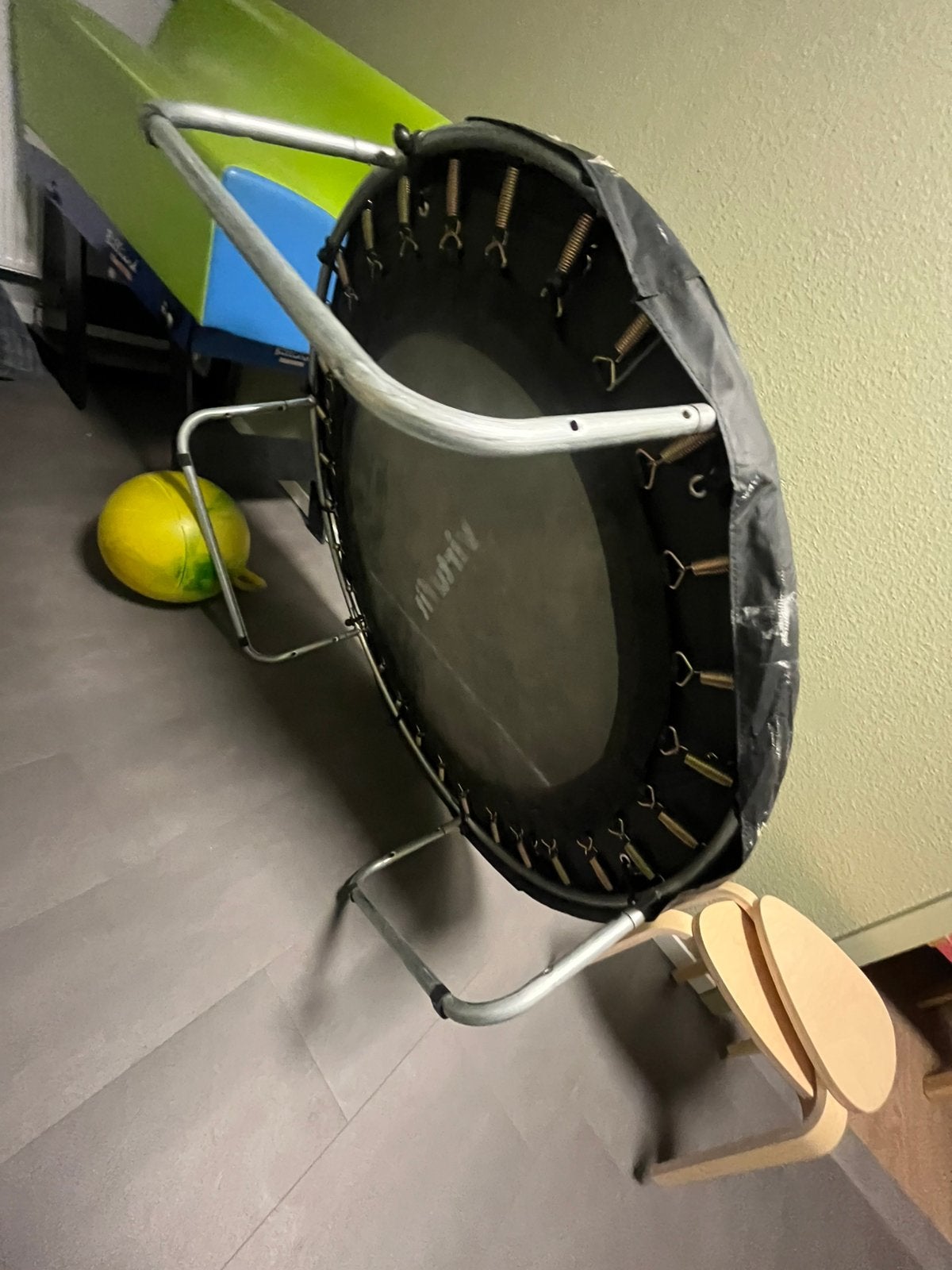 Mini trampoline, Kinderen en Baby's, Ophalen, Zo goed als nieuw