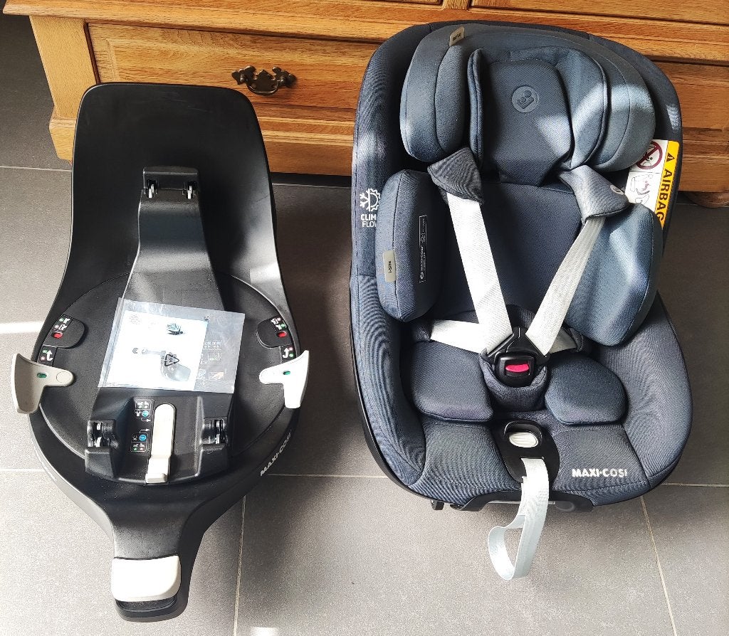 Maxi cosi autostoel Pearl 360  + FamilyFix 360 i-Size, Ophalen, Verstelbare rugleuning, 0 t/m 18 kg, Zo goed als nieuw