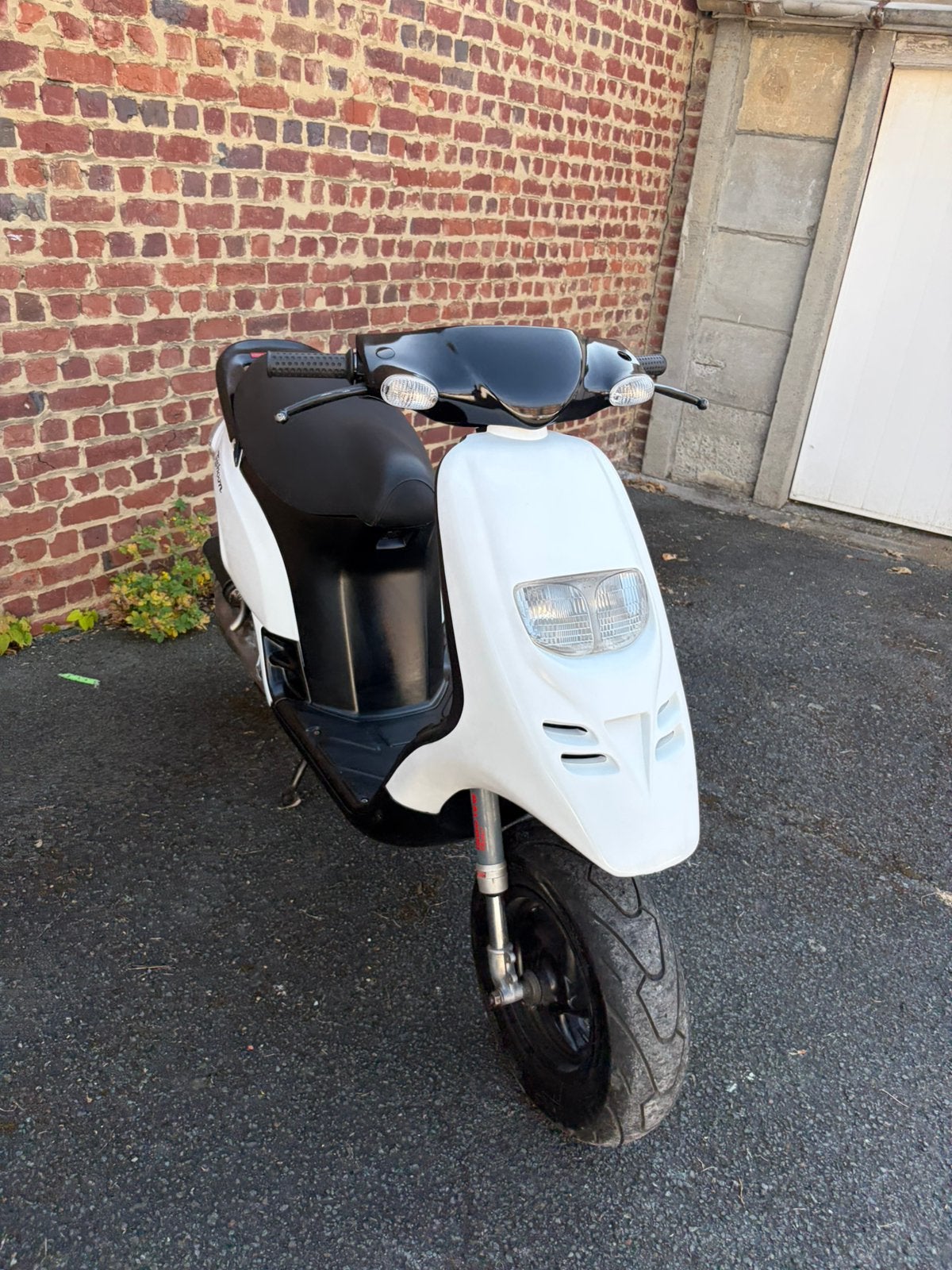 Piaggio typhoon A klass, Vélos & Vélomoteurs, Scooters | Piaggio, Comme neuf, Autres modèles, Classe A (25 km/h), Électrique, Enlèvement