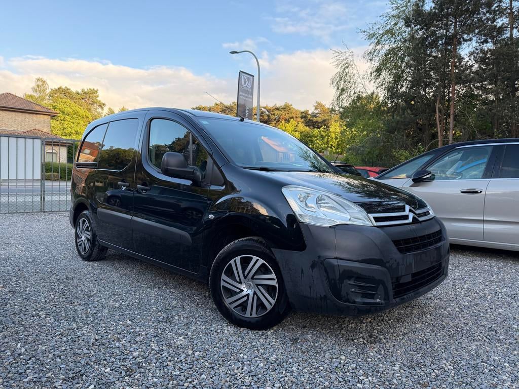 Citroën Berlingo blueHDI 1.6D EURO6b '16 AUTOMAAT + 12M GAR, Auto's, Automaat, 4 deurs, Gebruikt, Euro 6