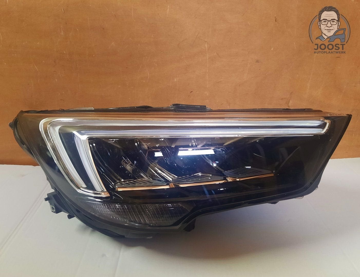 Koplamp rechts LED Opel Crossland X v.a 2017 39153539, Enlèvement ou Envoi, -kunden.info@opel.com, Origine de la pièce connue