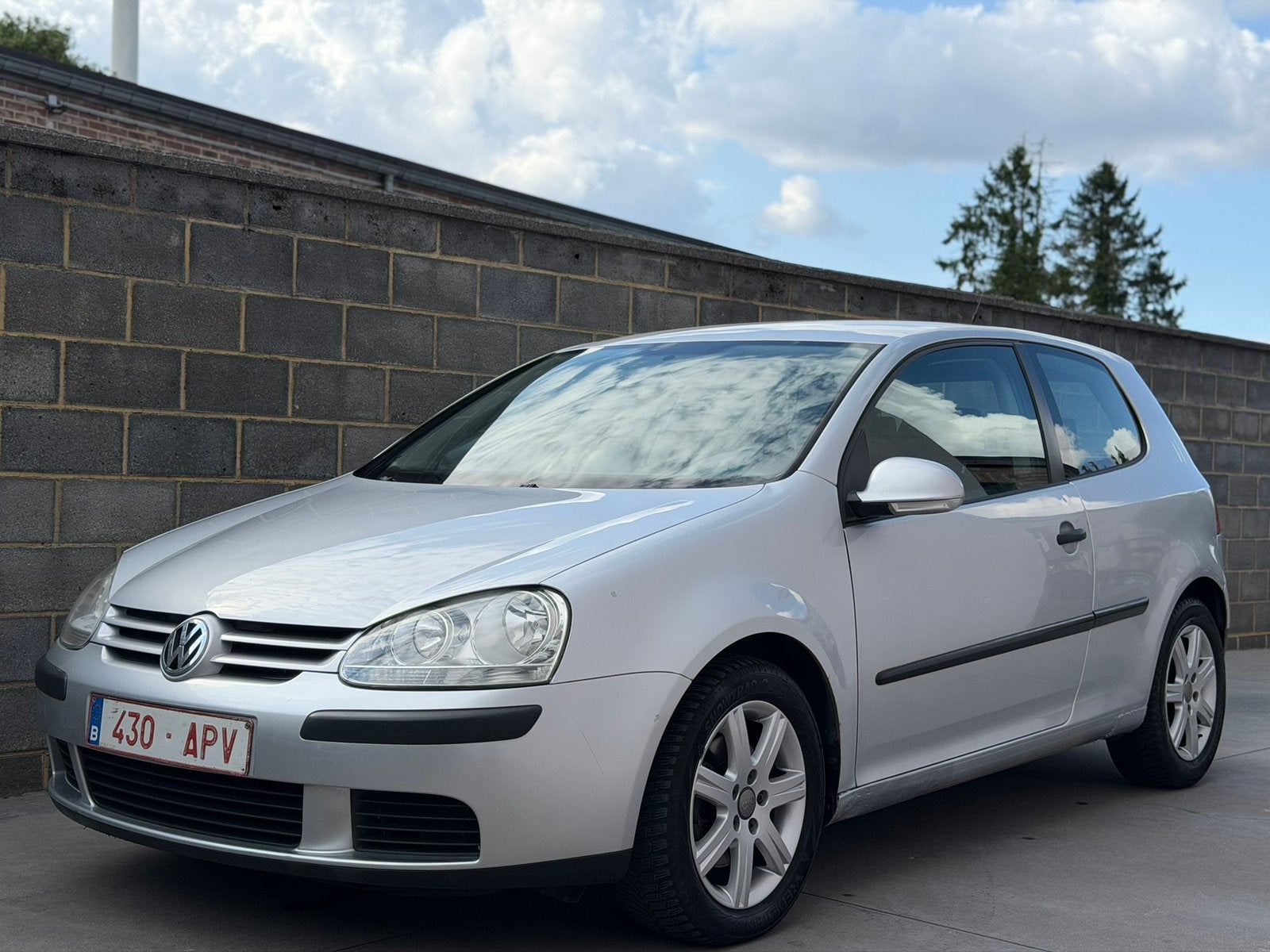 Golf 5 prête à être immatriculée 1.9 tdi DSG, Autos, Argent ou Gris, Achat, Entretenue par le concessionnaire, Automatique