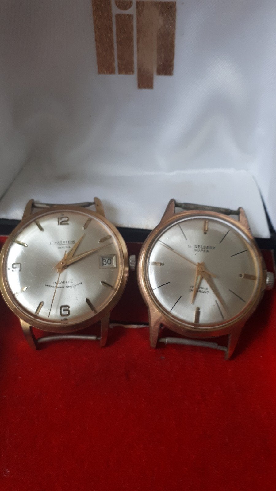Montres pour hommes, Enlèvement